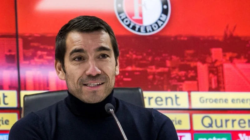 Van Bronckhorst heeft goed nieuws over blessuregevallen