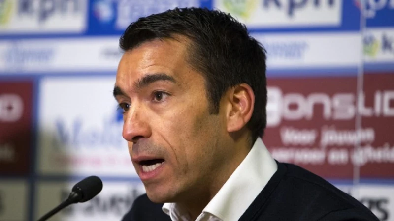 'Van Bronckhorst kan droombaan vergeten'