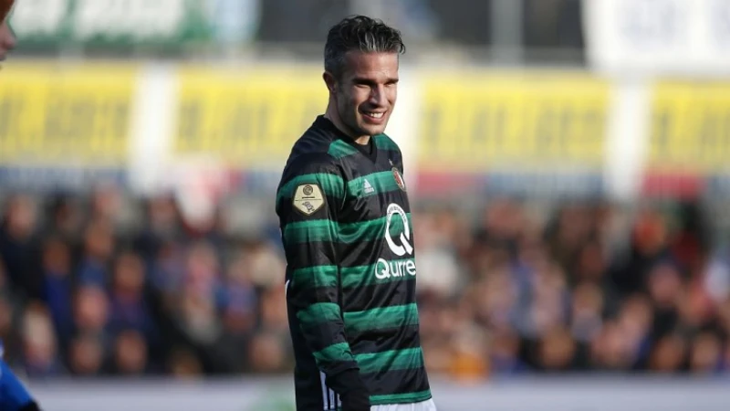 Robin van Persie ontbreekt op training