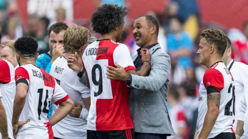 VIDEO: Gullit genoot van afscheid Dirk Kuyt