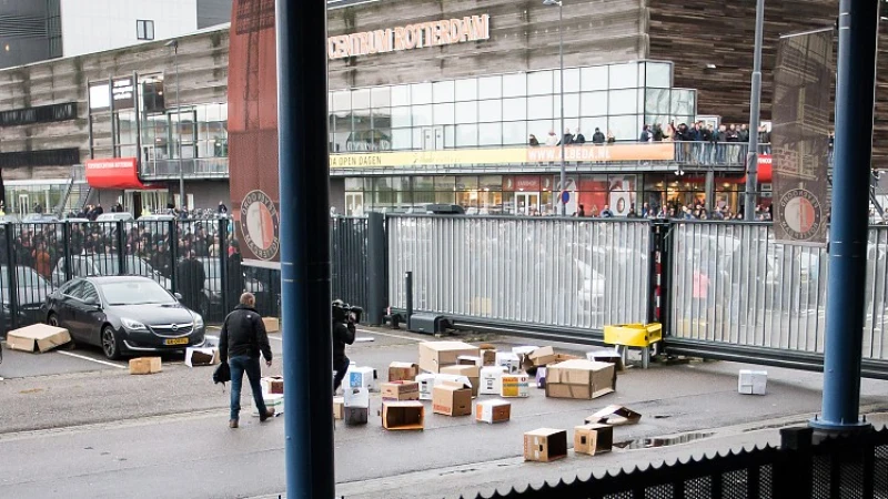 Ook Nationale ombudsman doet onderzoek naar aanhoudingen Feyenoordsupporters