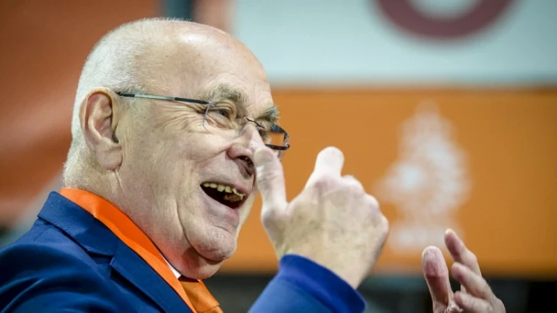 Van Praag snapt keuze Feyenoord niet: 'Het is een volksclub, dan kun je toch niet de helft van het volk laten liggen?'