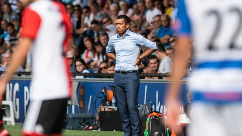 Van Bronckhorst: 'Er gaat zoveel door je hoofd'