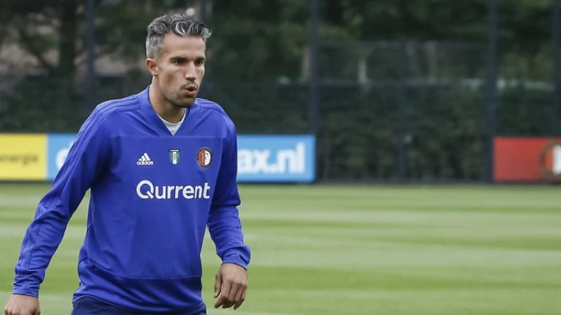 Van Persie vergelijkt: 'Toen deed ik ook dingen die ik beter niet had kunnen doen'