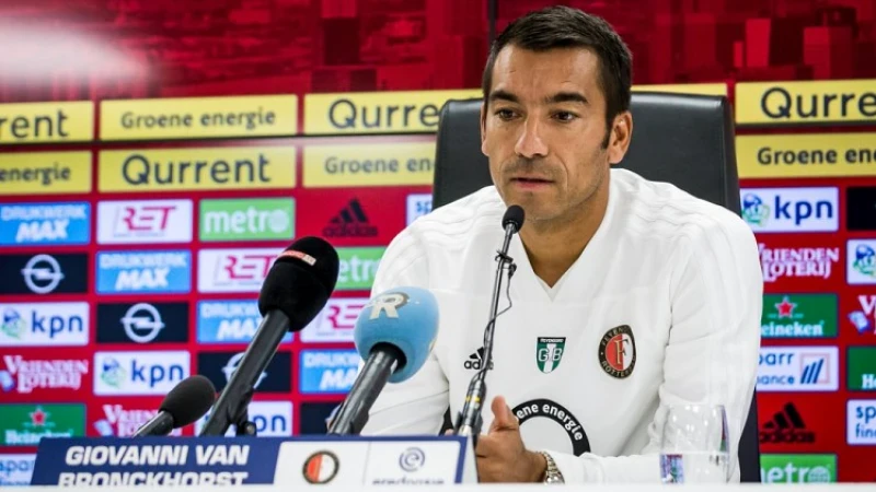 Van Bronckhorst: 'Drie punten waren het belangrijkst'