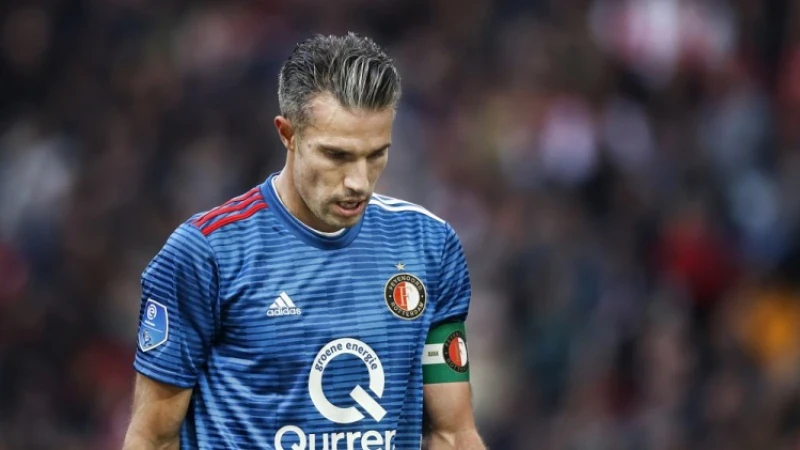 'Bij Ajax en PSV zetten ze weliswaar grote stappen voorwaarts, bij Feyenoord hollen ze achteruit'