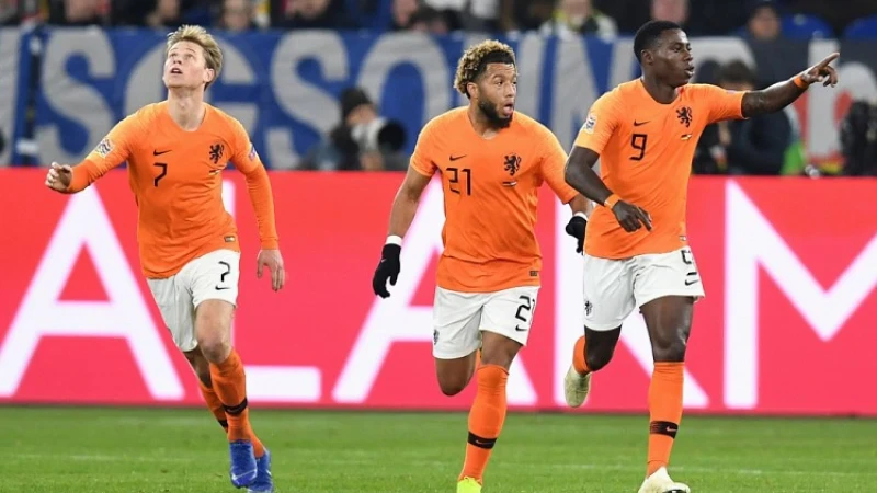 Van Bronckhorst ziet geen andere rol voor Vilhena: 'Geldt voor iedere speler'