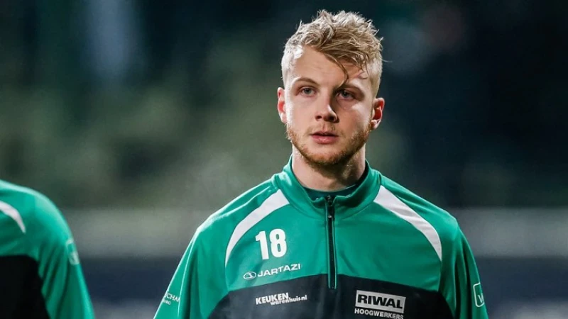 Schuurman scoort tegen Jong Ajax bij debuut Dordrecht