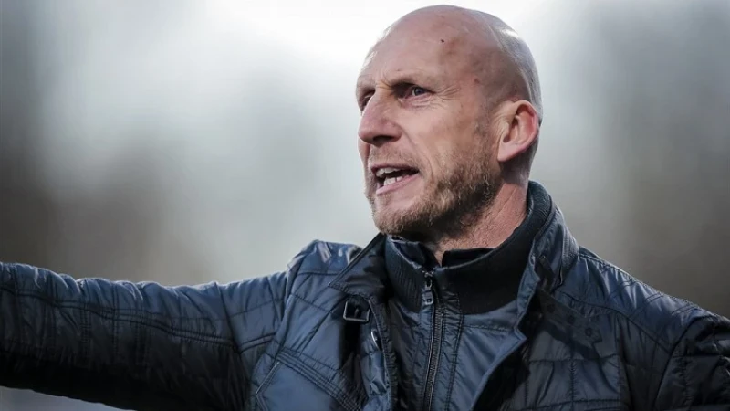 Stam: 'Je wilt graag samen in de club wat neerzetten en de volgende stap zetten'