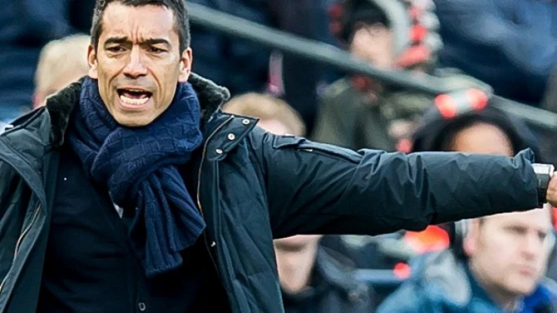 Van Bronckhorst: 'Of hij in de basiself staat? Die kans is groot'