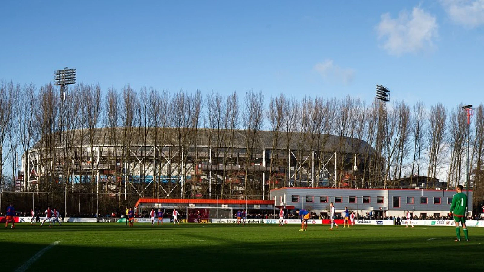 Feyenoord Onder de 13 jaar neemt punt mee naar Rotterdam