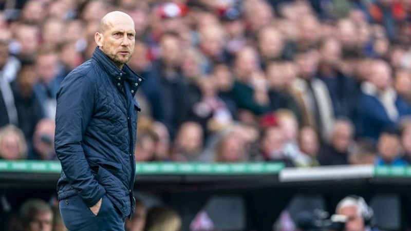 Stam: 'Wij moeten ook dúrven voetballen'