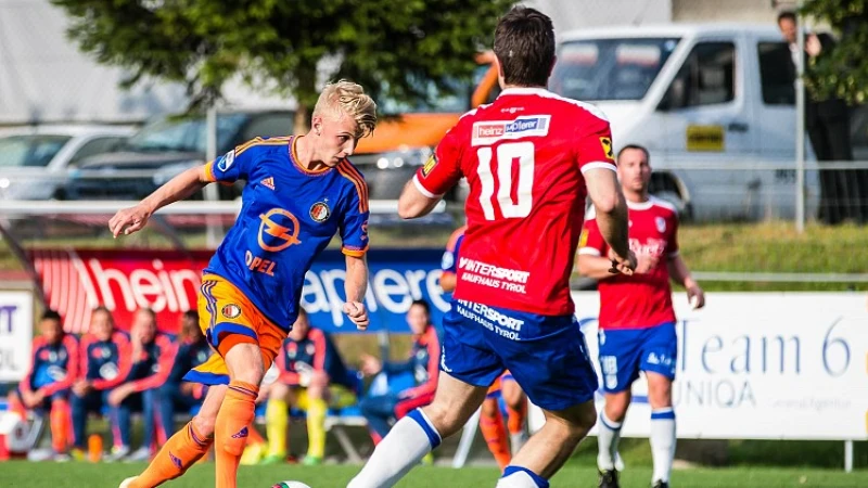 Zaakwaarnemer talent baalt: 'Bij andere clubs krijgen grote talenten sneller de kans'