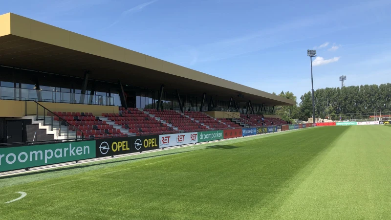 Feyenoord Onder 19 pakt een punt in Amsterdam