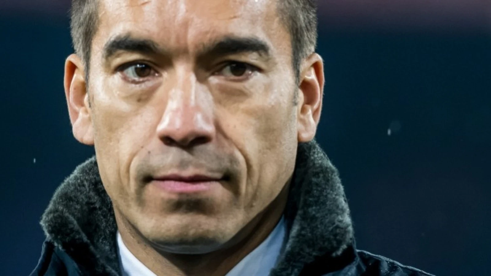 Van Bronckhorst: 'Het is allemaal groter gemaakt dan het is'