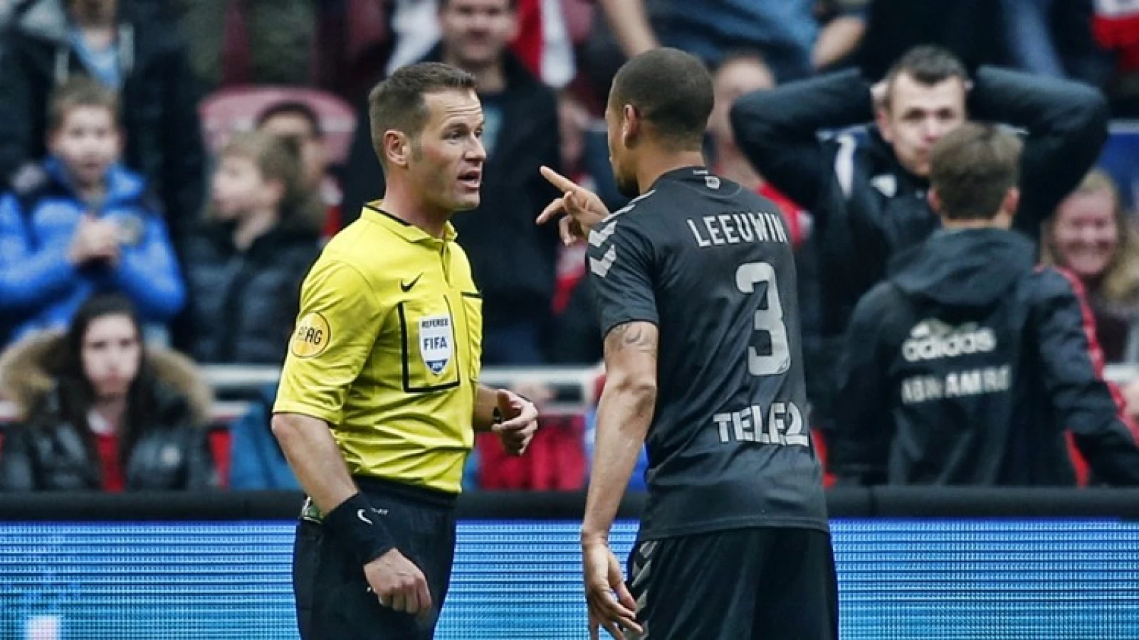 'Ajax-FC Utrecht was geen reden hem van Heracles-Feyenoord af te halen'