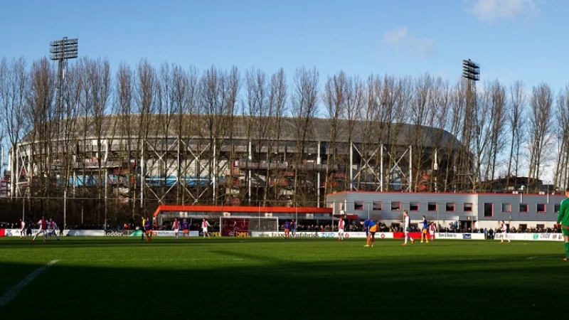 VIDEO | Echte clubliefde: 'Oud worden op Varkenoord, hier mijn laatste adem uitblazen'