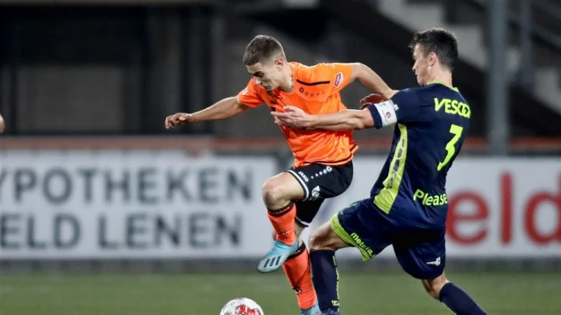 FOTO | Francesco Antonucci gespot in De Kuip