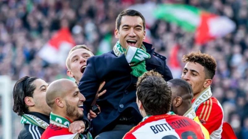 Van Bronckhorst had nominatie verdiend: ‘Niet vergeten dat het materiaal minder is dan dat van Ajax en PSV’