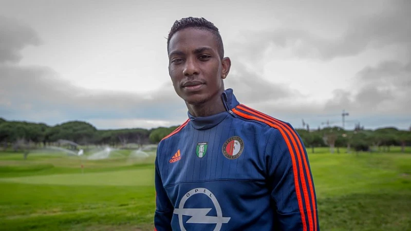 Elia blij met Feyenoord: 'Dat is eigenlijk pas echt veranderd sinds ik hier bij Feyenoord speel'