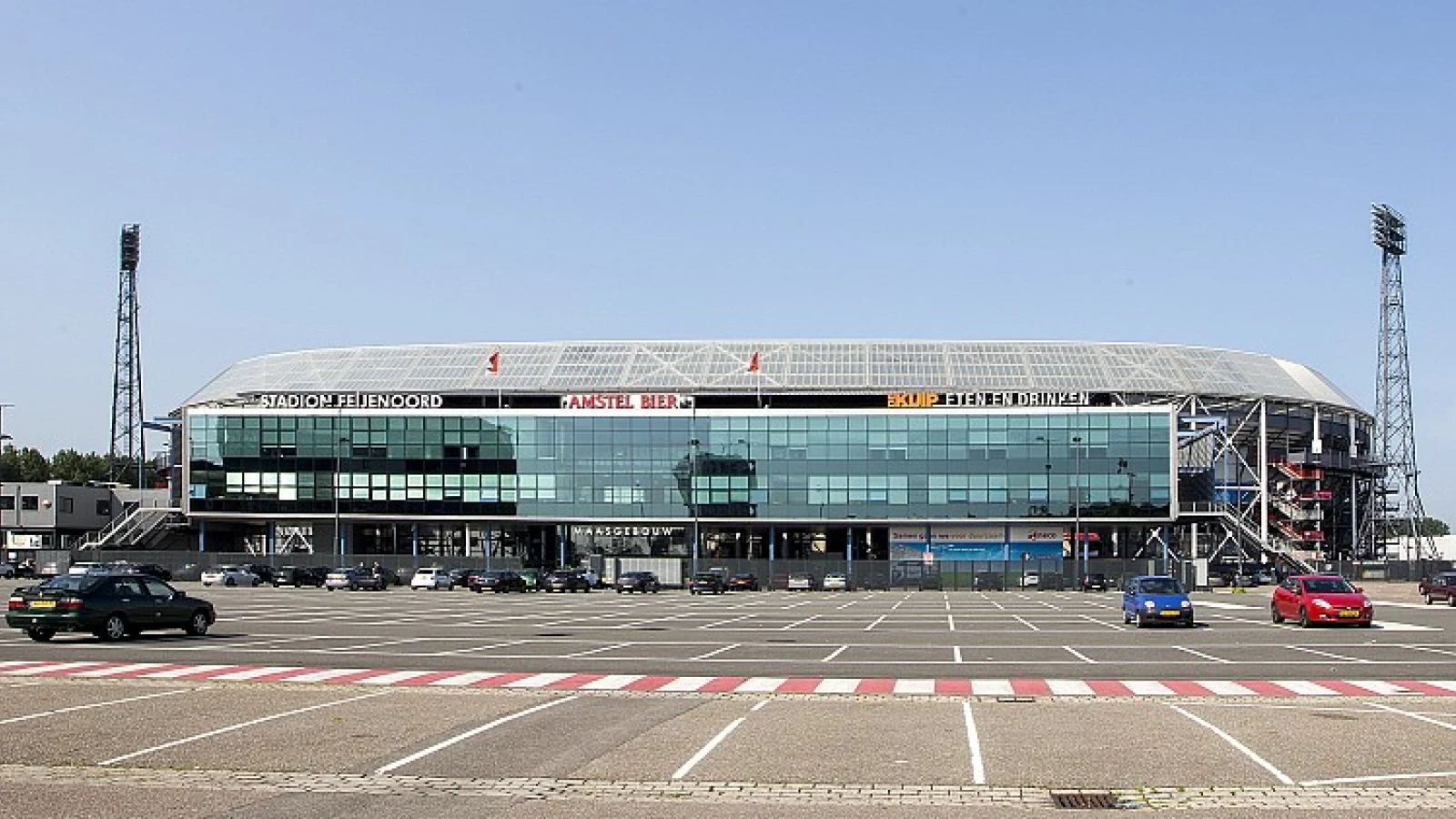 UPDATE | 'Geen gesloten dak in nieuwe Feyenoord stadion'