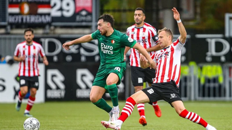 Feyenoord wint in blessuretijd stadsderby van Sparta