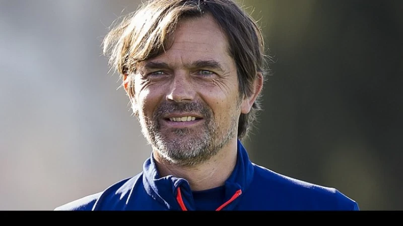 PSV-trainer Cocu: 'Het is een geweldig stadion, dat een steun in de rug van de thuisclub is'