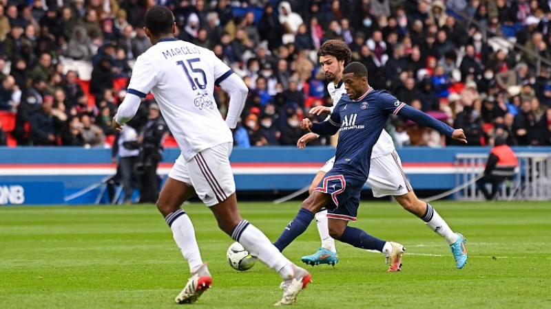 Oud-Feyenoorders | Wijnaldum belangrijk met fraaie assist