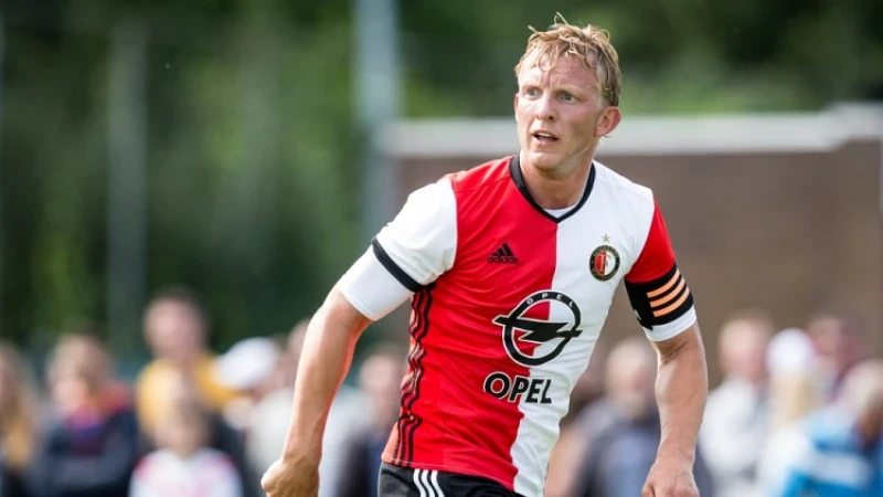 LIVE | Kuyt tekent zijn nieuwe contract