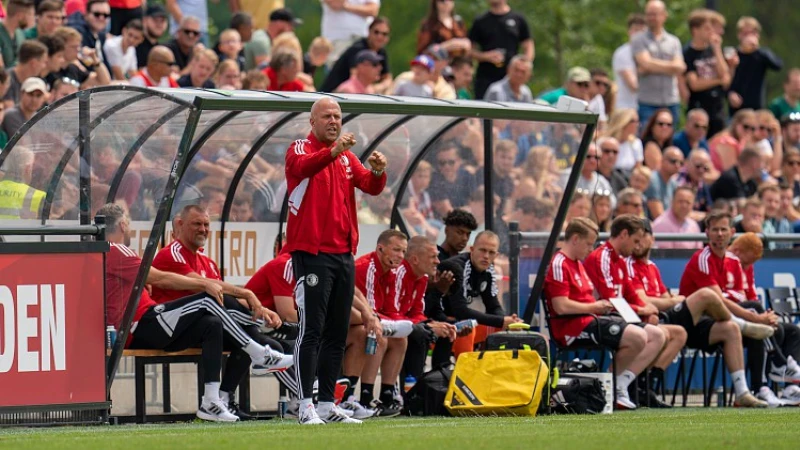 Nog geen onrust bij Feyenoord: 'Zorgen vind ik dan ook nog niet terecht'