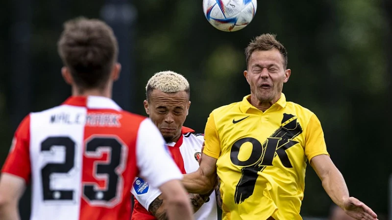 Nieuwe tegenslag voor Feyenoord: 'Linksback haakt af'