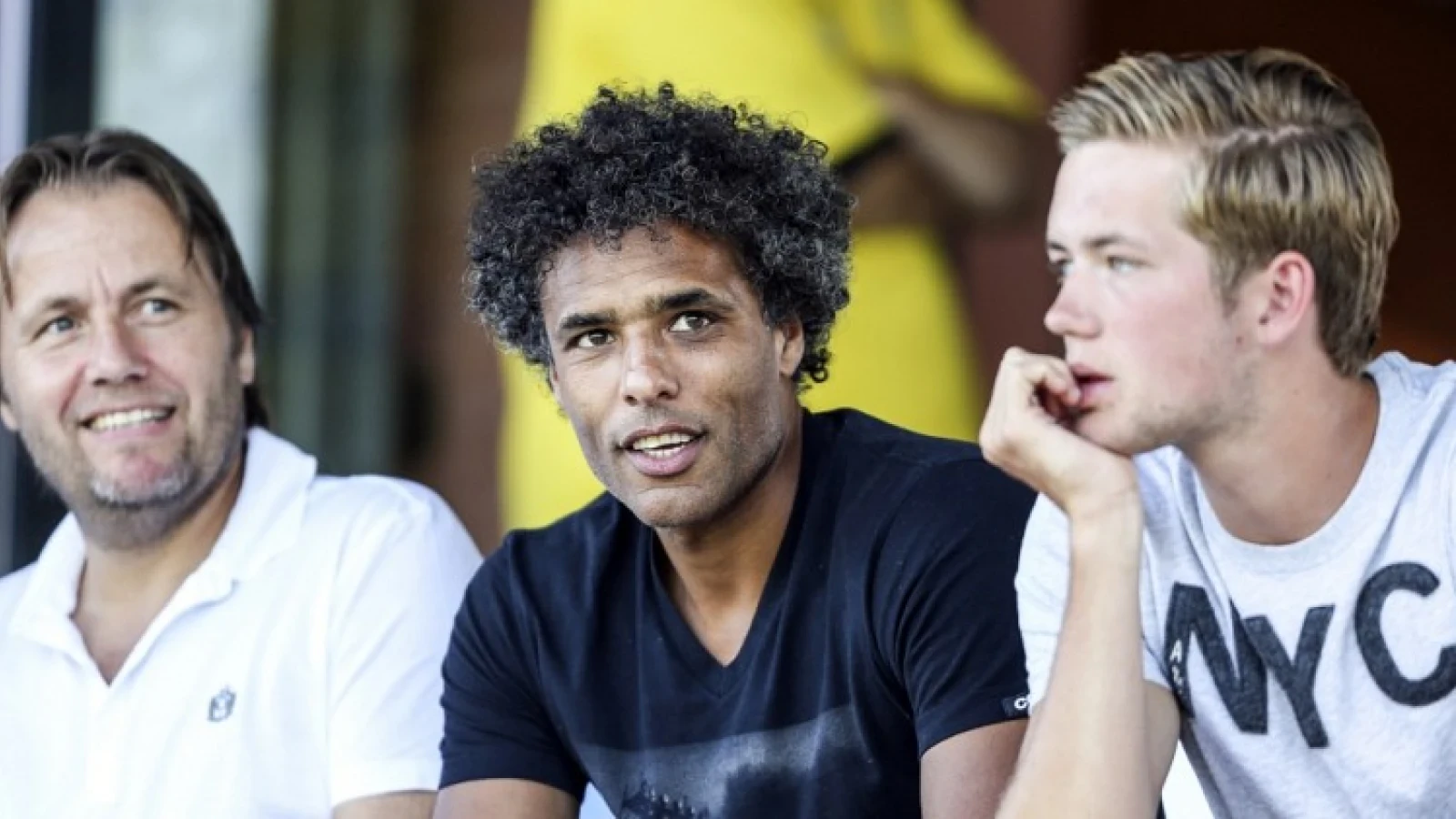 Van Hooijdonk: 'Dan is het enorme gat met Ajax en PSV nog steeds niet gedicht'