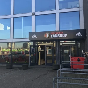 Feyenoord presenteert nieuwe adidas casuals collectie in Feyenoord Fanshop