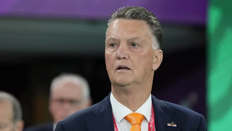 OPSTELLING | Van Gaal voert wijzigingen door in opstelling ten opzichte van wedstrijd tegen Ecuador