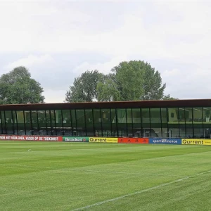 Drietal Feyenoorders trainen weer mee met de groep, Danilo traint nog wel apart