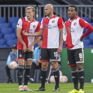 Zorgen om selectie: 'Feyenoord moet zeker de markt op'