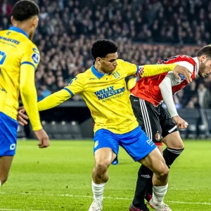 EREDIVISIE | Sparta Rotterdam walst over sc Heerenveen heen