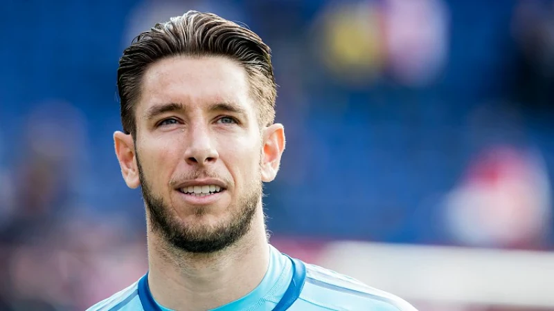 VIDEO | Brad Jones spreekt videoboodschap in voor supporter Feyenoord