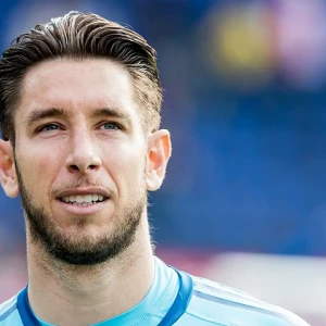 VIDEO | Brad Jones spreekt videoboodschap in voor supporter Feyenoord