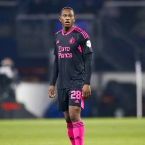 Feyenoord meldt over Kasanwirjo: 'No worries, all good!'