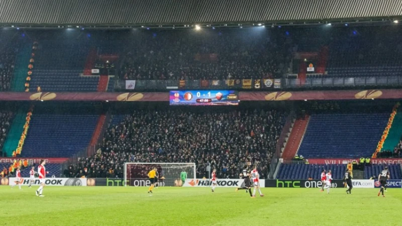 Supporters United tussen hoop en vrees door minder toeschouwers in De Kuip