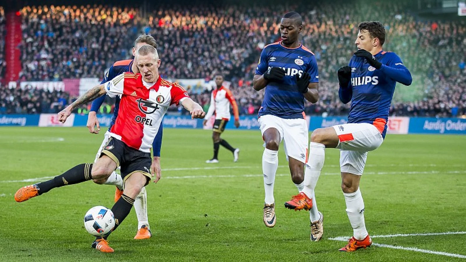 UPDATE Telegraaf | 'Feyenoord incasseert stevig bedrag voor verhuur Immers'