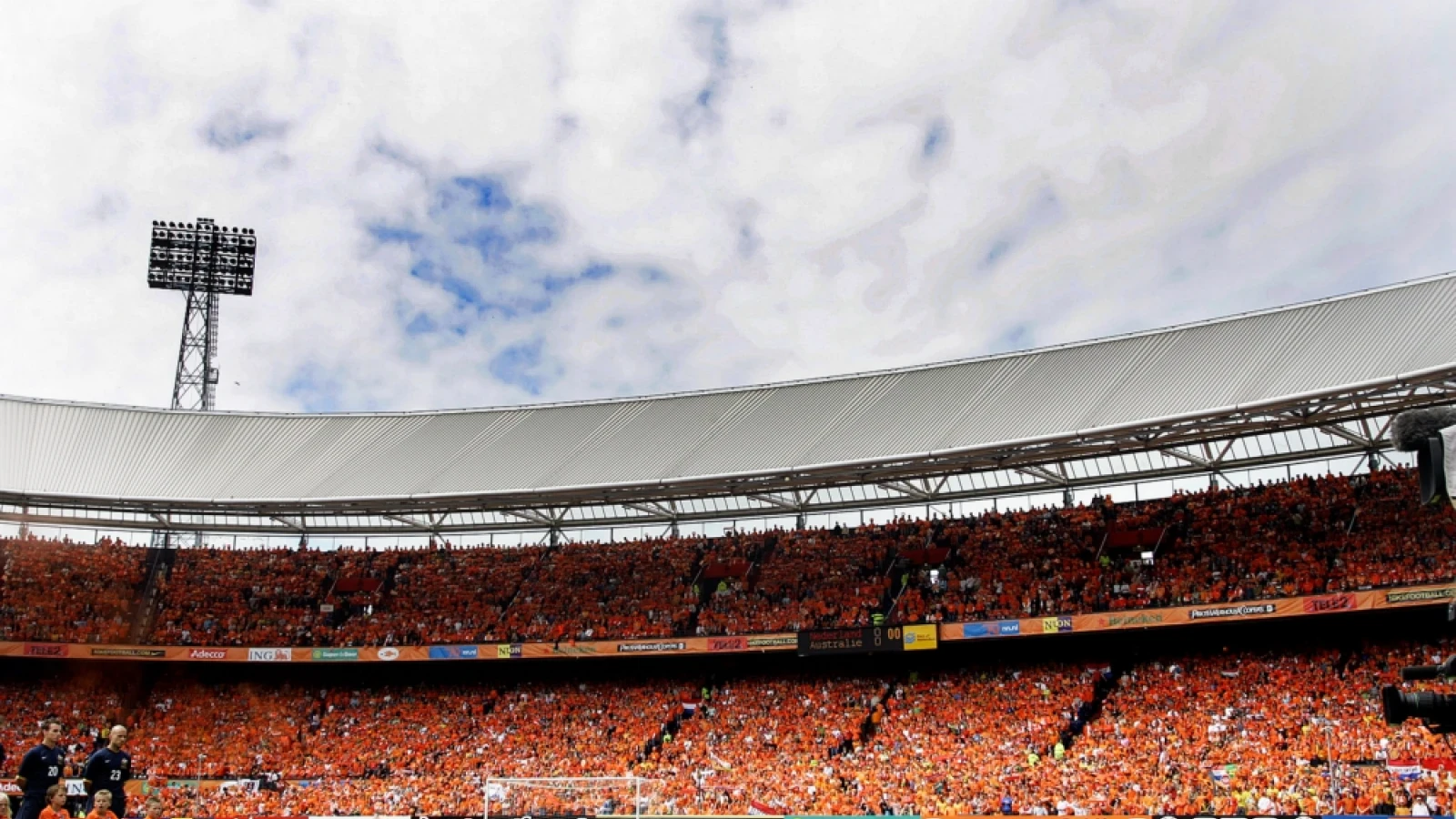 Oranje terug in Rotterdam: 'De Kuip, die kolkt altijd' 