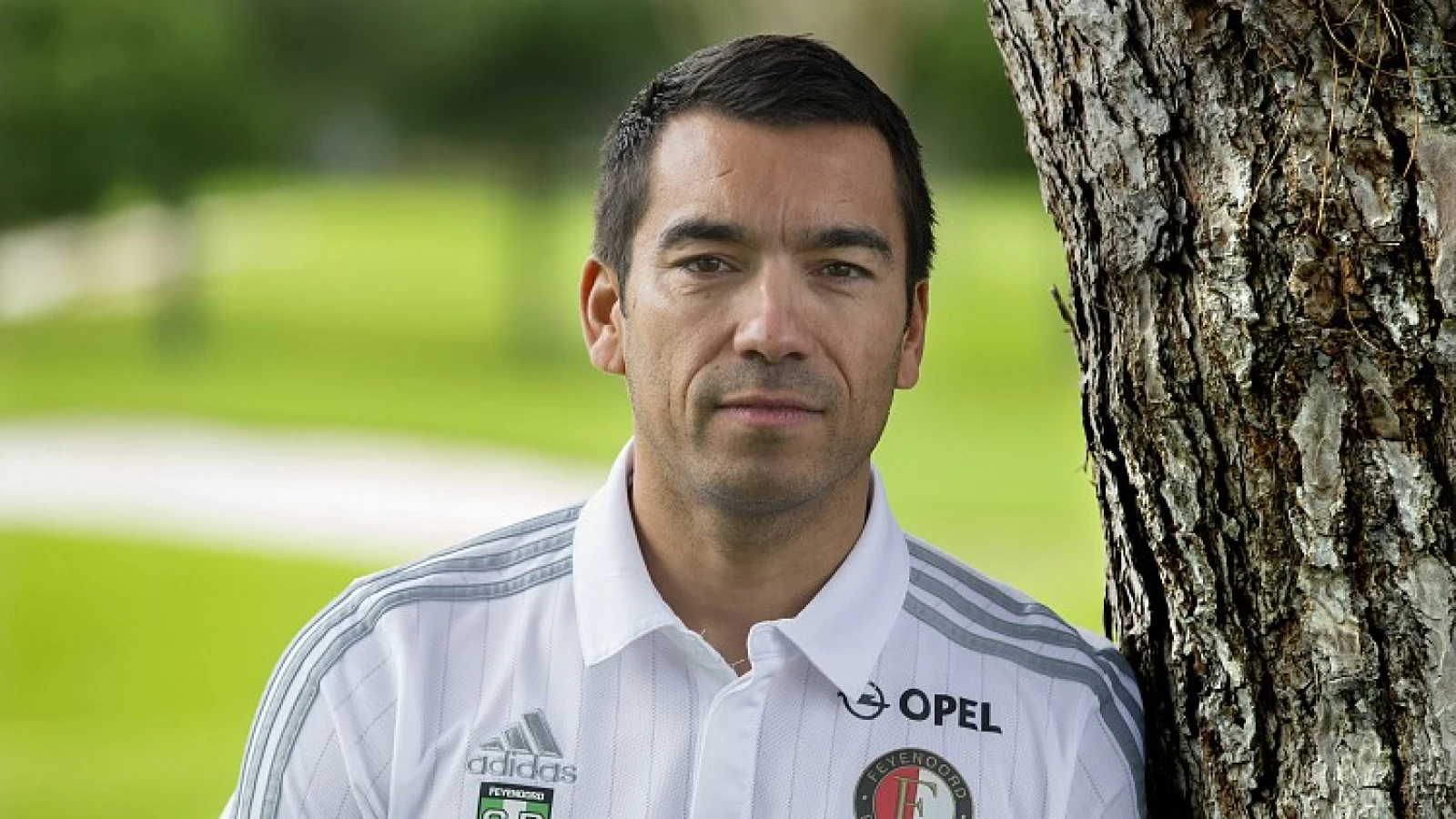 Van Bronckhorst: 'We willen de selectie altijd versterken'