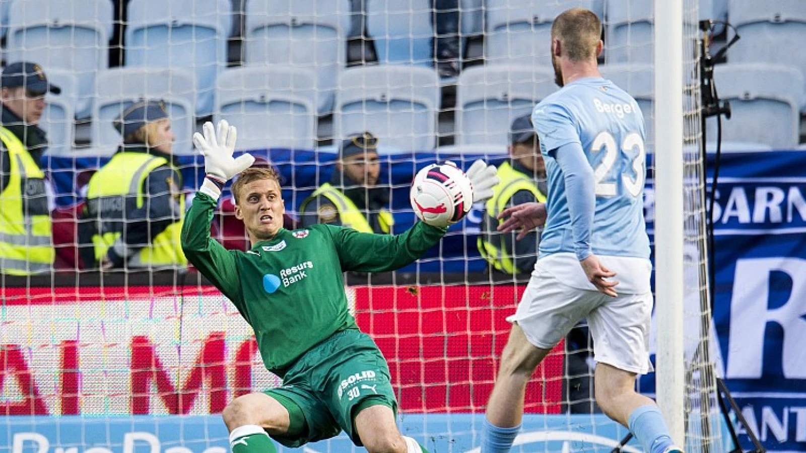 'Zaakwaarnemer doelman bevestigt interesse van Feyenoord'