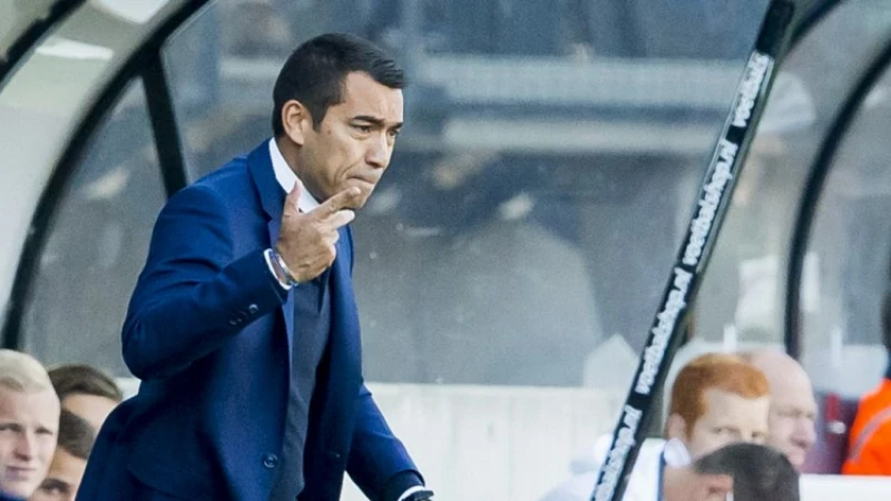 Van Bronckhorst: 'Je weet natuurlijk dat er altijd verrassingen zijn'