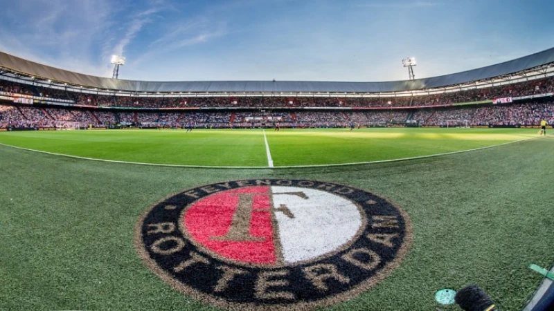 Terugkoppeling over zorgen sfeerelementen Feyenoord City