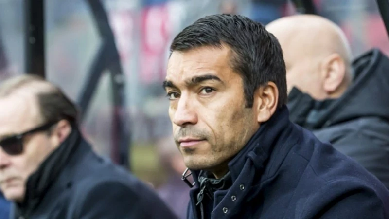 Van Bronckhorst: 'Je ziet dat we makkelijk aan de goals komen'