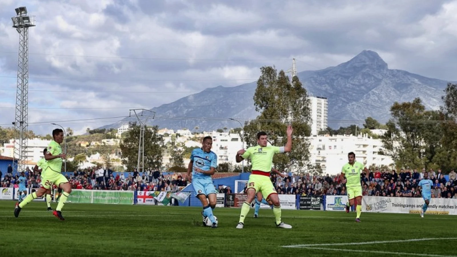 Degelijk Feyenoord verslaat Mainz in Marbella