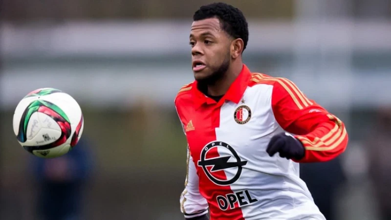 Oud-Feyenoordtalent hoopt op contract bij Jupiler League ploeg